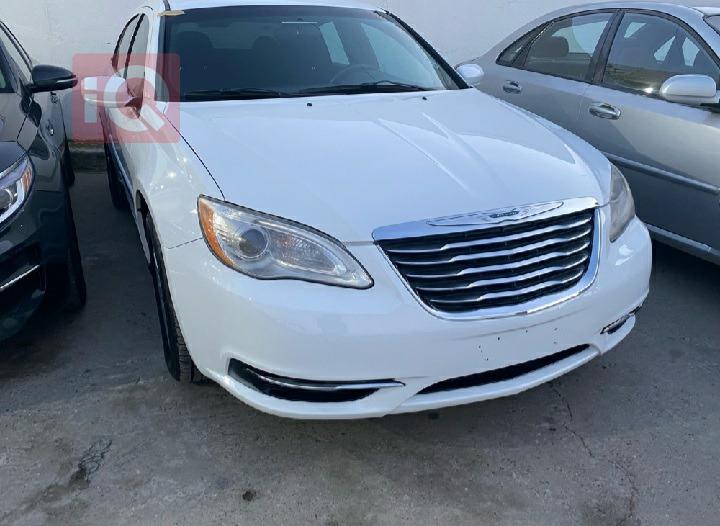 Chrysler 200